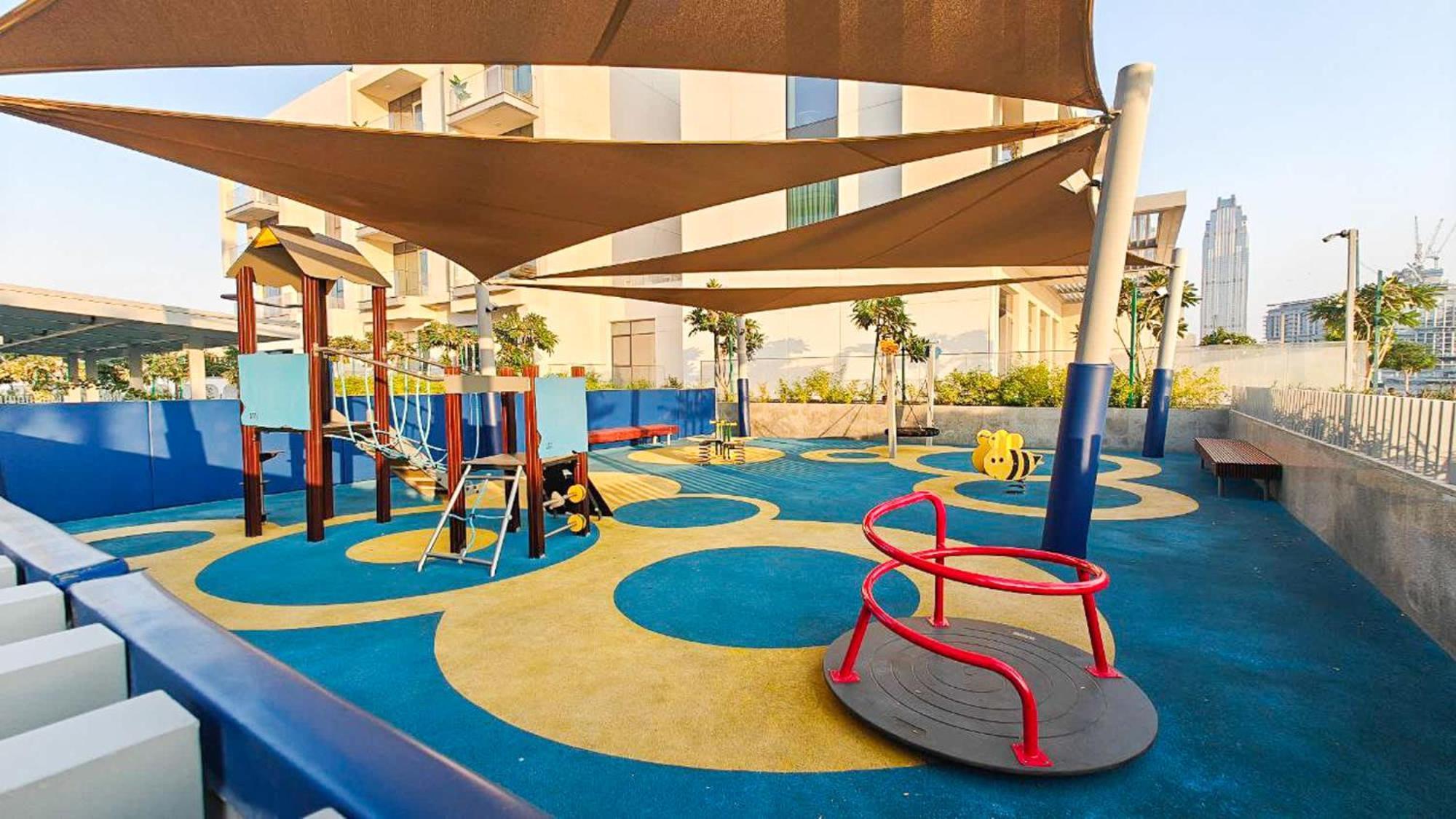 Modern 2 Bedroom - Canal Front * Dubai